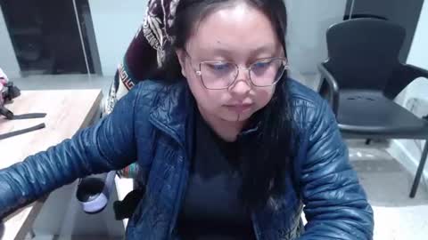 Snapshot of hannah_percy chatting on July 2026 04:48:02 AM Hannah online show from July 2026 04:48:02 AM