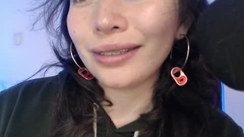 Snapshot of hannah_valhalla chatting on December 2024 02:42:01 AM Hannah online show from December 2024 02:42:01 AM