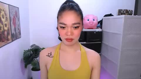 HANNAH online show from April 2026 12:59:02 AM