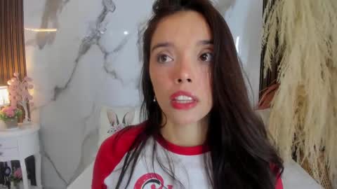 Hannahill69 online show from October 2025 04:42:01 AM