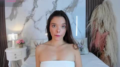 Hannahill69 online show from March 2026 04:56:02 AM