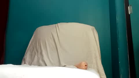 hannahnanna online show from February 2025 09:33:01 AM