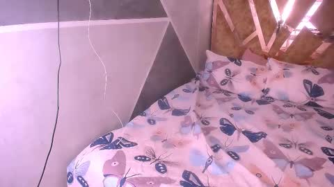 alejandra online show from October 2025 09:03:02 PM