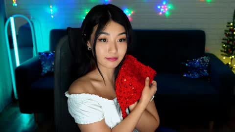 hannarosie online show from December 2024 07:48:02 PM