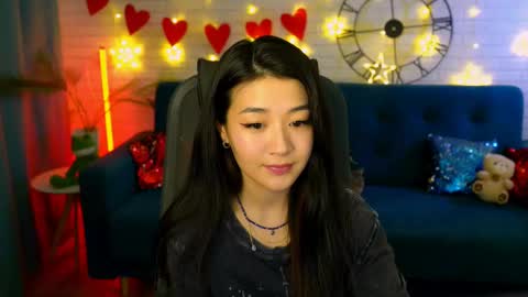 hannarosie online show from February 2025 07:16:02 PM