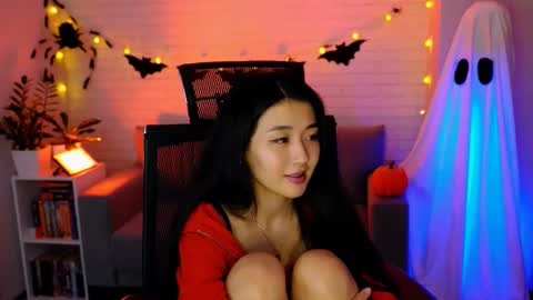 hannarosie online show from October 2025 07:14:01 PM