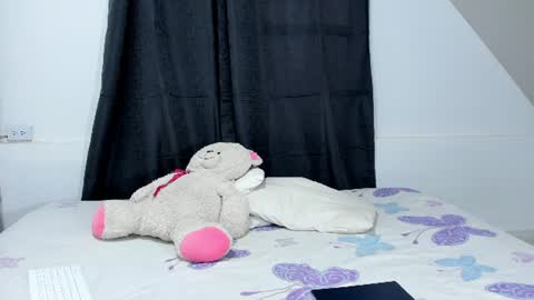 hannasexmatheu online show from July 2026 12:29:02 PM