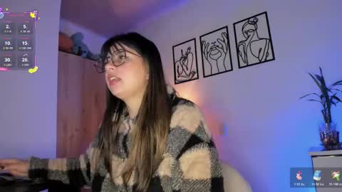   hannasofia x        Schedule 700 -1400GTM-5 online show from November 2025 07:21:01 PM