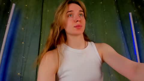 Hannavanilla online show from June 2026 11:35:02 PM