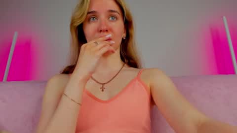 Hannavanilla online show from June 2026 01:19:01 AM