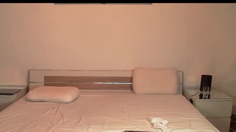 HerrA online show from October 2025 12:57:02 PM