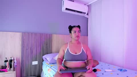 Hanna online show from September 2025 03:20:01 AM