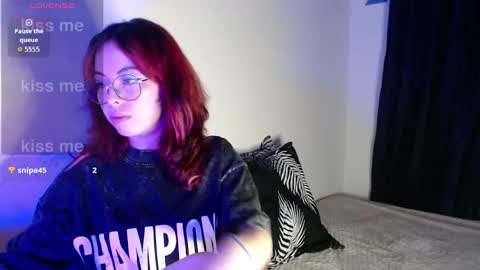 Snapshot of hanny_e chatting on March 2026 03:12:02 AM hanny online show from March 2026 03:12:02 AM