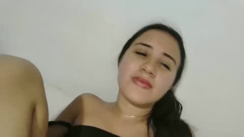 Snapshot of hanny_kail chatting on February 2025 03:26:01 AM hanny online show from February 2025 03:26:01 AM