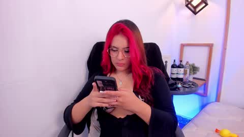 Hanny online show from December 2025 04:34:01 PM