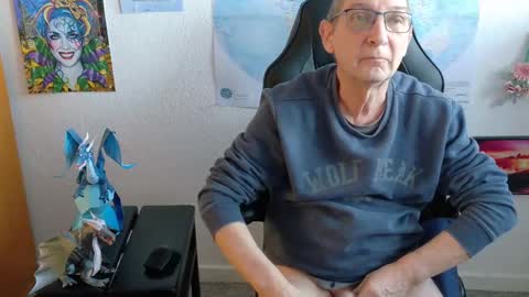 charly online show from February 2025 03:18:02 PM