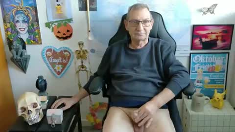 charly online show from September 2025 10:42:01 AM