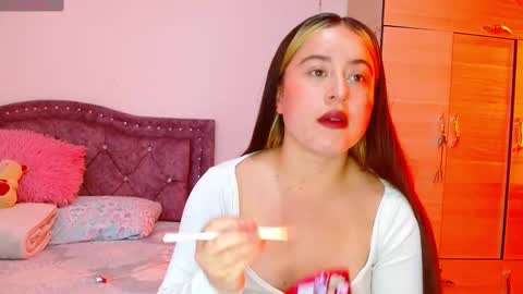 Snapshot of hanssel_tess chatting on October 2025 04:47:01 PM isabella online show from October 2025 04:47:01 PM