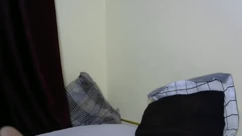 Snapshot of happy_darling chatting on March 2025 08:34:01 PM happy online show from March 2025 08:34:01 PM