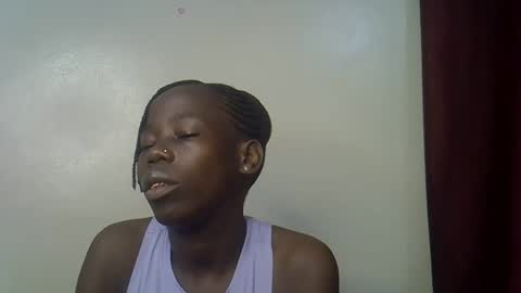 Snapshot of happy_kienyeji chatting on November 2025 04:00:01 AM happy_kienyeji online show from November 2025 04:00:01 AM