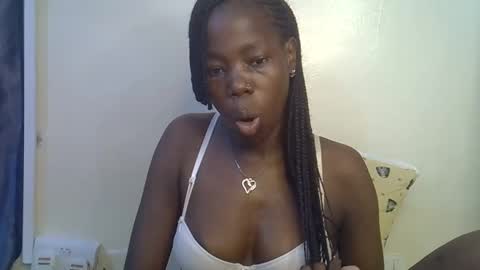 Snapshot of happy_kienyeji chatting on November 2025 06:44:01 AM happy_kienyeji online show from November 2025 06:44:01 AM