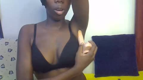 Snapshot of happy_kienyeji chatting on December 2025 04:49:02 PM happy_kienyeji online show from December 2025 04:49:02 PM