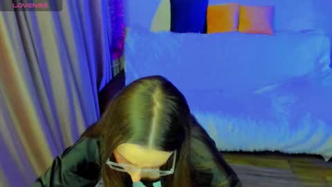 Stephanie online show from February 2026 09:08:02 PM