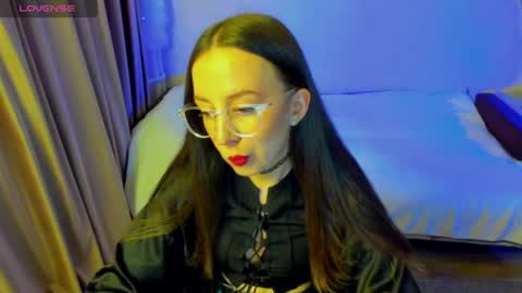 Stephanie online show from May 2026 05:21:01 PM