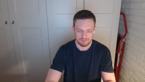 happyvelvetpaw online show from February 2026 10:35:02 PM