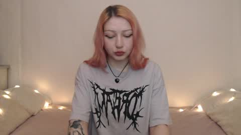 Emily online show from May 2026 09:42:02 PM