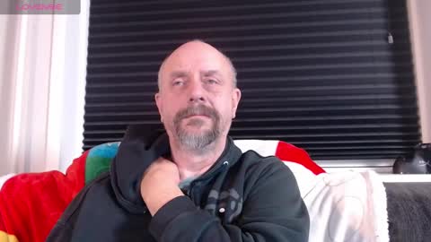 MrLazy online show from December 2024 07:27:02 PM