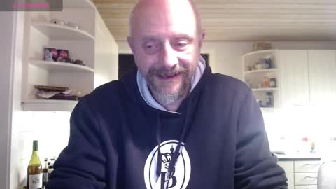 MrLazy online show from December 2024 06:48:01 PM