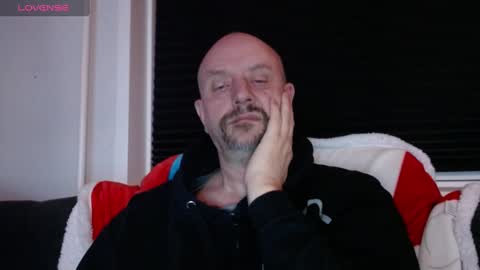 MrLazy online show from January 2025 07:49:01 PM