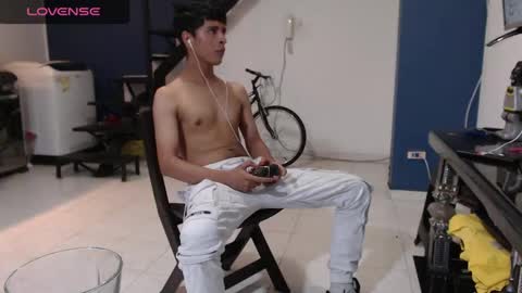 Snapshot of hardsexlove08 chatting on February 2025 02:24:02 AM Andres Dean online show from February 2025 02:24:02 AM