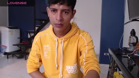 Snapshot of hardsexlove08 chatting on February 2025 07:27:02 PM Andres Dean online show from February 2025 07:27:02 PM