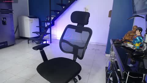 Snapshot of hardsexlove08 chatting on February 2026 06:58:02 PM Andres Dean online show from February 2026 06:58:02 PM