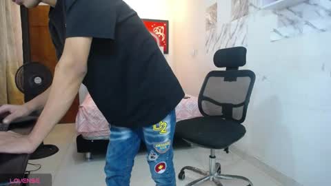 Andres Dean online show from April 2026 02:12:02 PM
