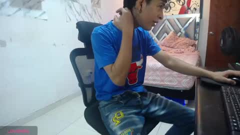Snapshot of hardsexlove08 chatting on May 2026 10:00:02 PM Andres Dean online show from May 2026 10:00:02 PM