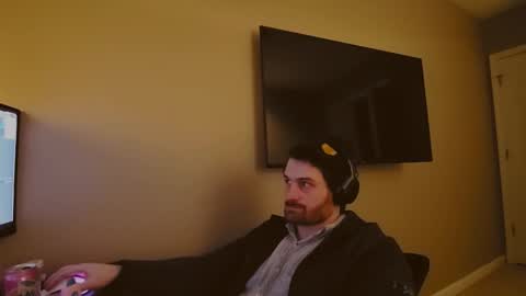 Tom online show from December 2024 09:20:02 PM