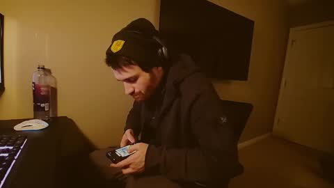 Tom online show from December 2024 12:34:02 AM