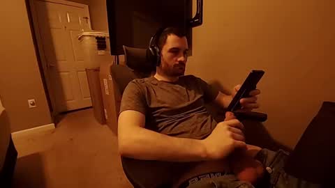 Tom online show from September 2025 11:43:01 PM