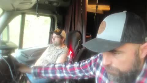 Snapshot of hardworkertn chatting on November 2025 06:18:01 PM hardworkertn online show from November 2025 06:18:01 PM