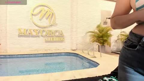 Snapshot of harimoon chatting on January 2025 03:09:01 AM Harimoon online show from January 2025 03:09:01 AM