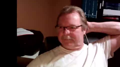 Snapshot of harley2086 chatting on September 2025 01:54:01 AM harley2086 online show from September 2025 01:54:01 AM