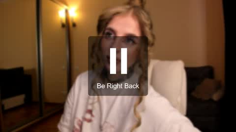 Julia online show from May 2026 05:14:02 AM
