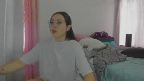 Natii  online show from May 2026 02:01:02 PM