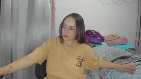Natii  online show from May 2026 12:38:01 AM