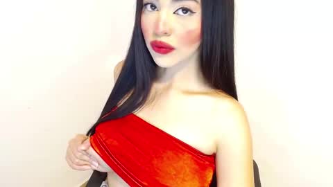 Snapshot of harleyqueen_robbie chatting on December 2025 02:06:02 AM harleyqueen_robbie online show from December 2025 02:06:02 AM