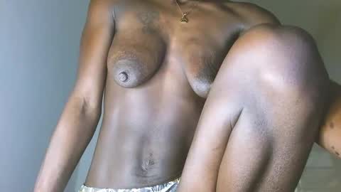 Snapshot of harleys_ebony chatting on December 2024 07:58:01 AM harleys_ebony online show from December 2024 07:58:01 AM