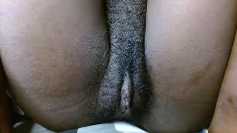 Snapshot of harleys_ebony chatting on December 2024 01:28:01 AM harleys_ebony online show from December 2024 01:28:01 AM